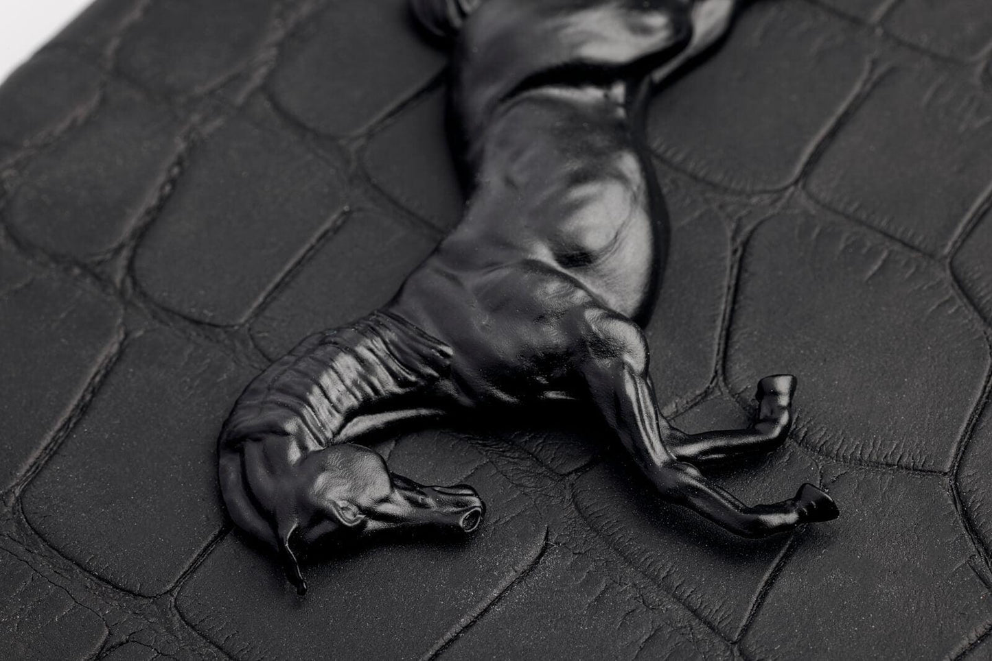 NERONE Arabic Horse in Alligator iPhone 14 Pro Max - Gatti Luxury