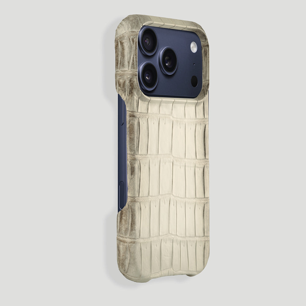 iPhone 17 Pro Classic Case Himalayan