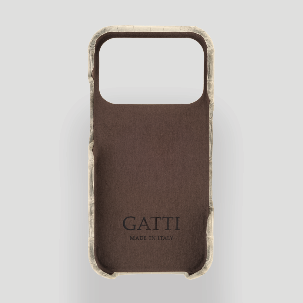 iPhone 17 Pro Max Classic Case