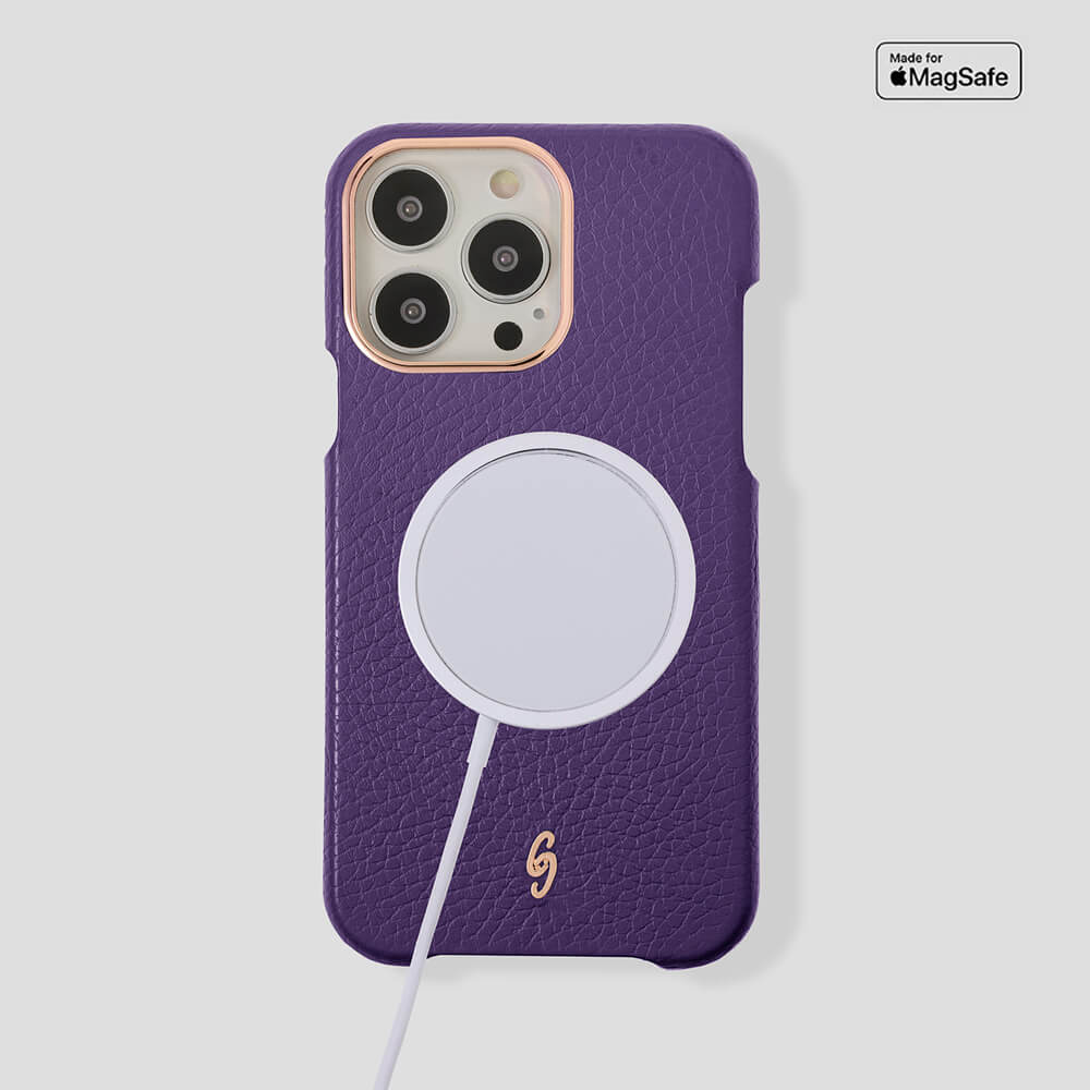 Classic Calfskin Case for iPhone 14